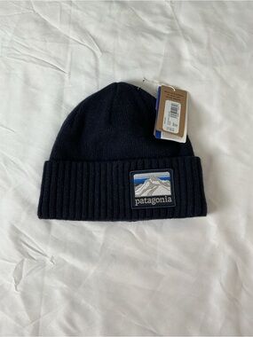 Patagonia NWT Brodeo Beanie Line Logo Ridge Navy